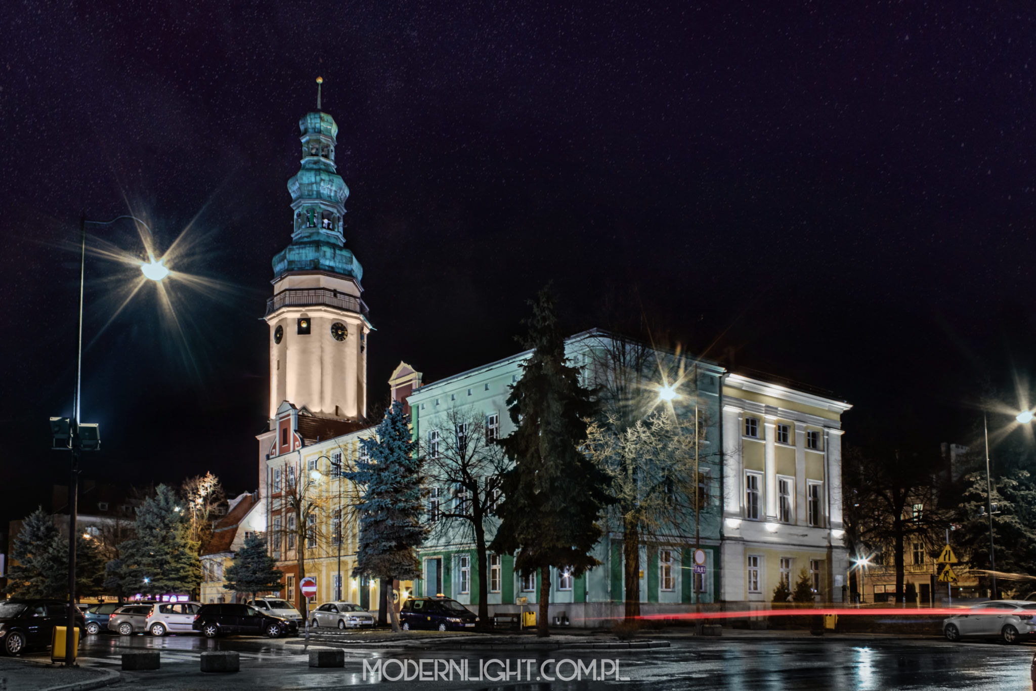 Fotografia oława ratusz rynek zabytek kościół